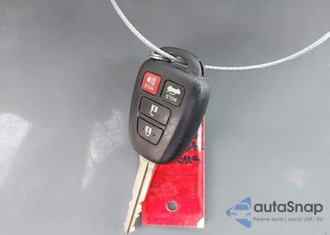 2016 Toyota Corolla S z USA, uszkodzony, nr VIN 2T1BURHEXGC631646